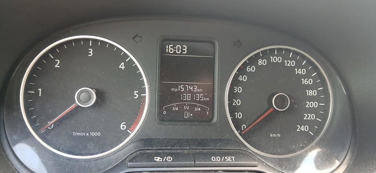 Volkswagen Polo 1.2 TDI Comfortline - 2014