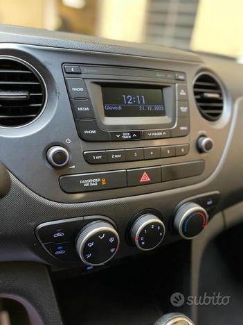 HYUNDAI i10 1.0 MPI Comfort OK NEO PATENTATI!!!