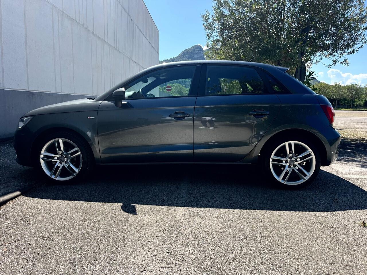 Audi A1 SPB 1.2 TFSI S line edition *NAVIGATOR*CERCHI 17