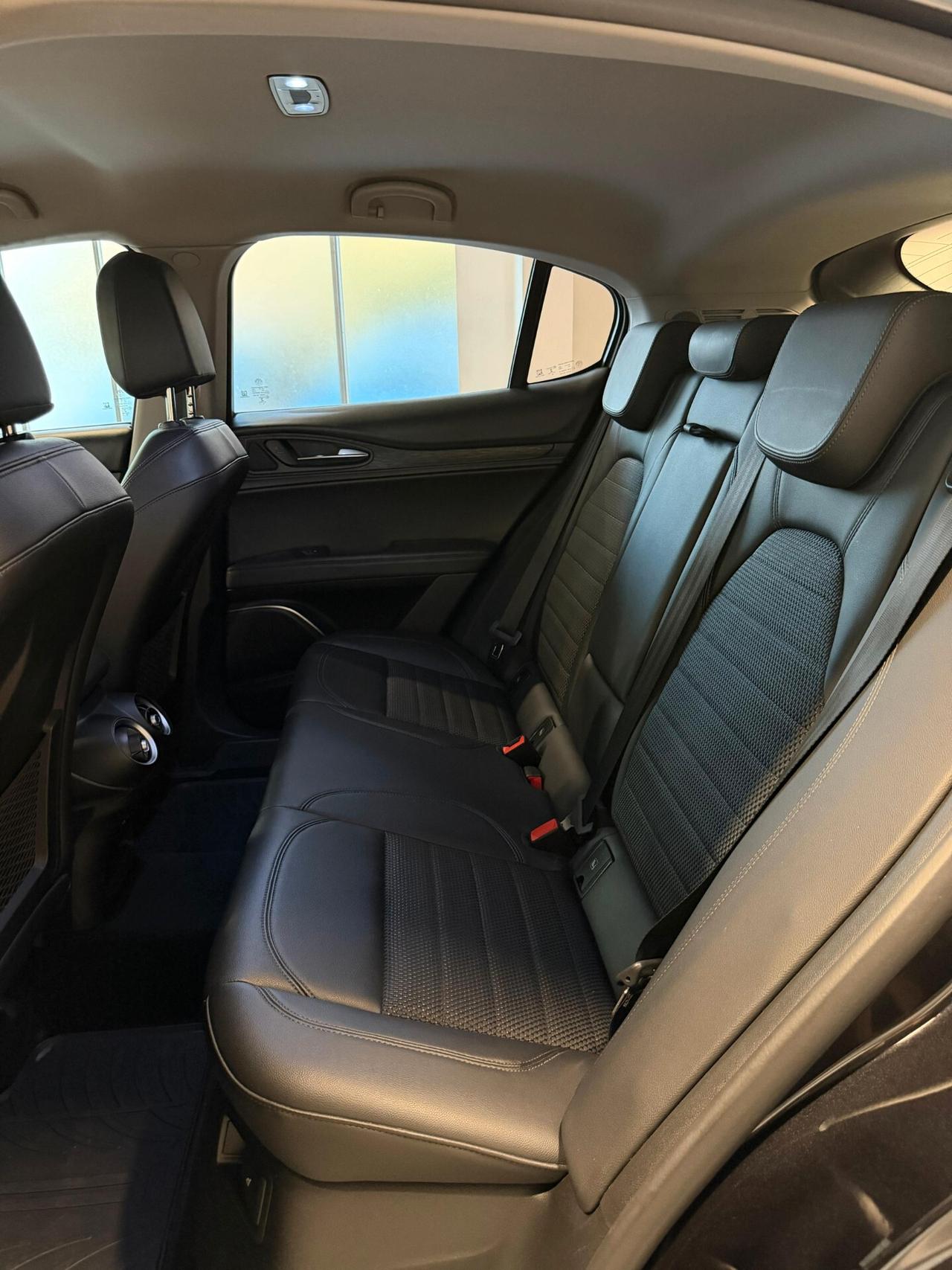 Alfa Romeo Stelvio 2.2 Turbodiesel 190 CV AT8 Q4 Sprint
