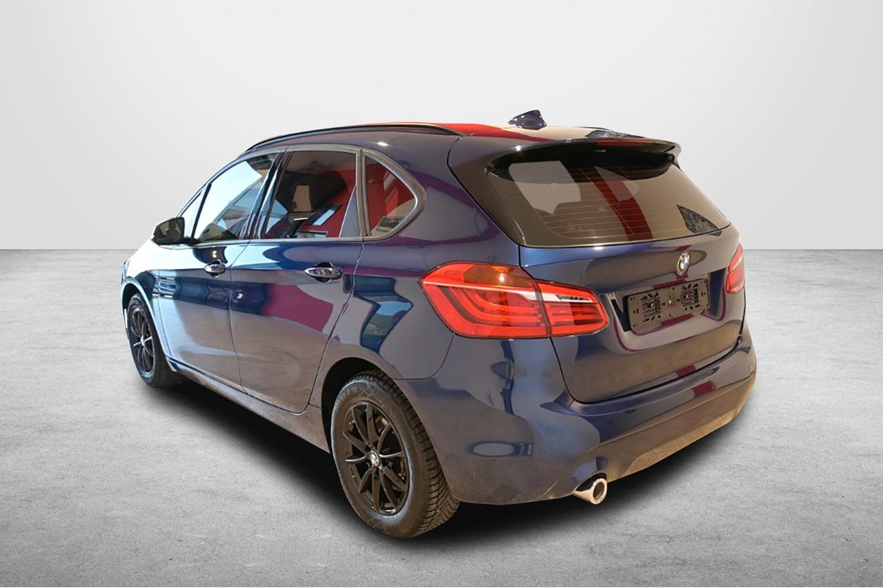 BMW 216D ACTIVE TOURER 116CV 6M. BUSINESS ADVANTAGE ( FARI LED - PELLE - CRUISE - NAVI - PARK ASSISTANT - TELECAMERA POST. )