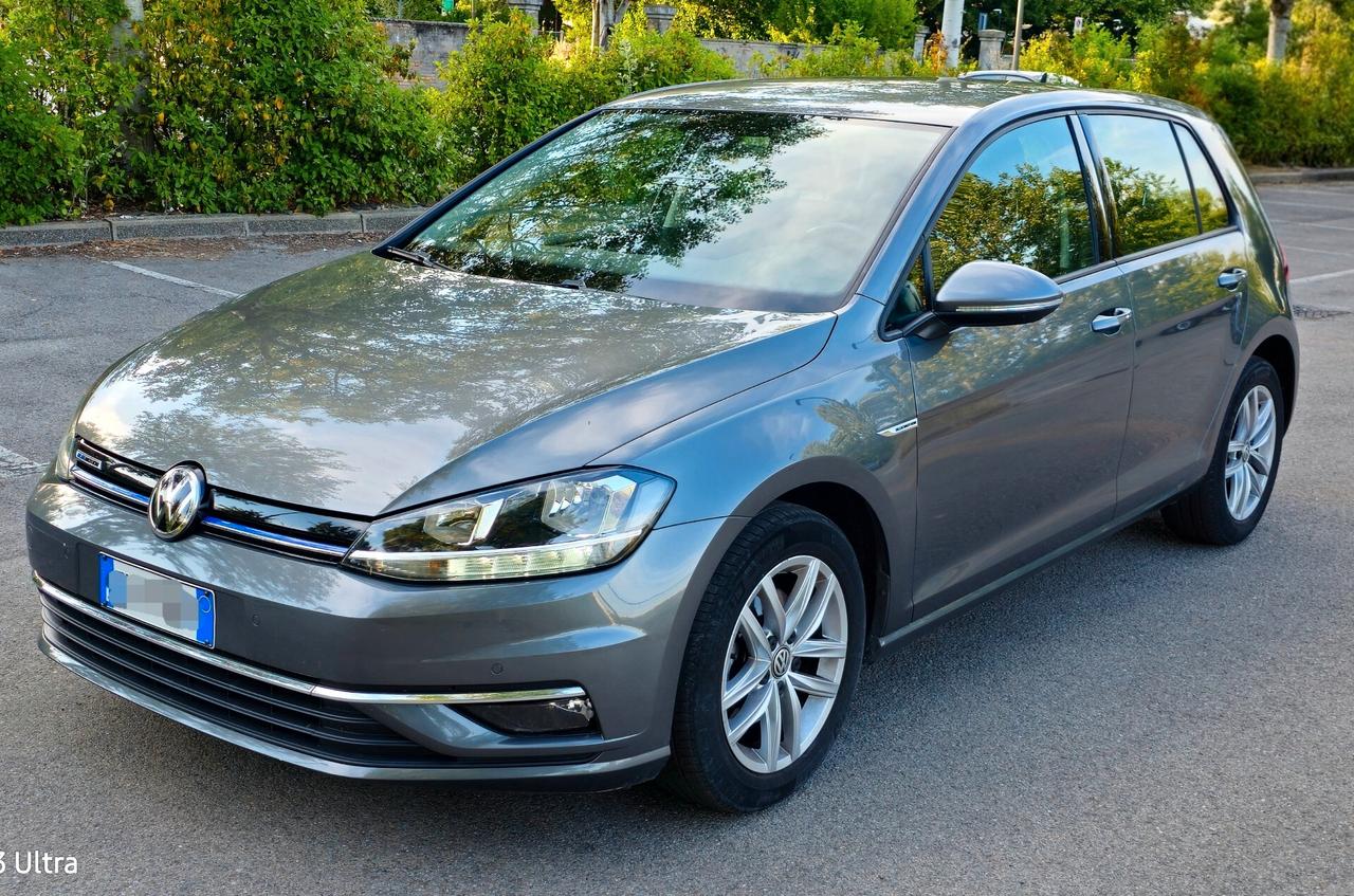 Golf 7.5 TGI EXCUTIVE TOP GAMMA METANO FULL OPTIONAL GARANTITA 24 MESI