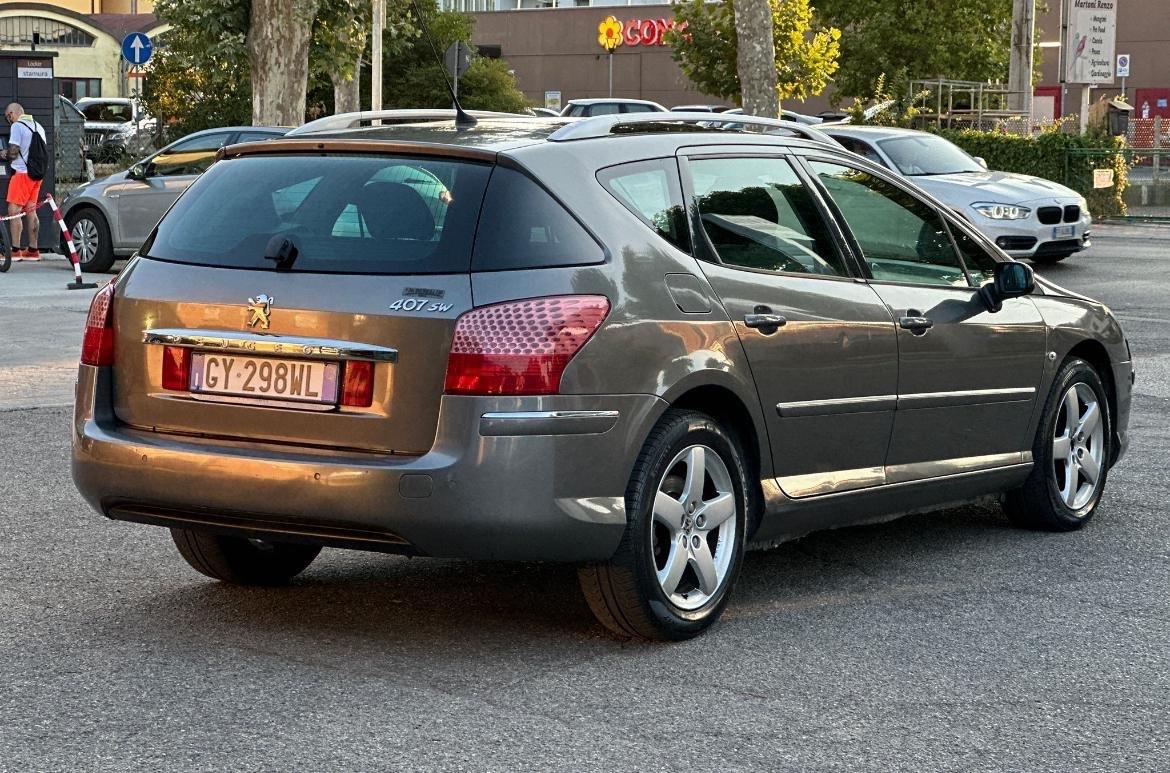 Peugeot 407 2.0 HDi SW Navteq on Board