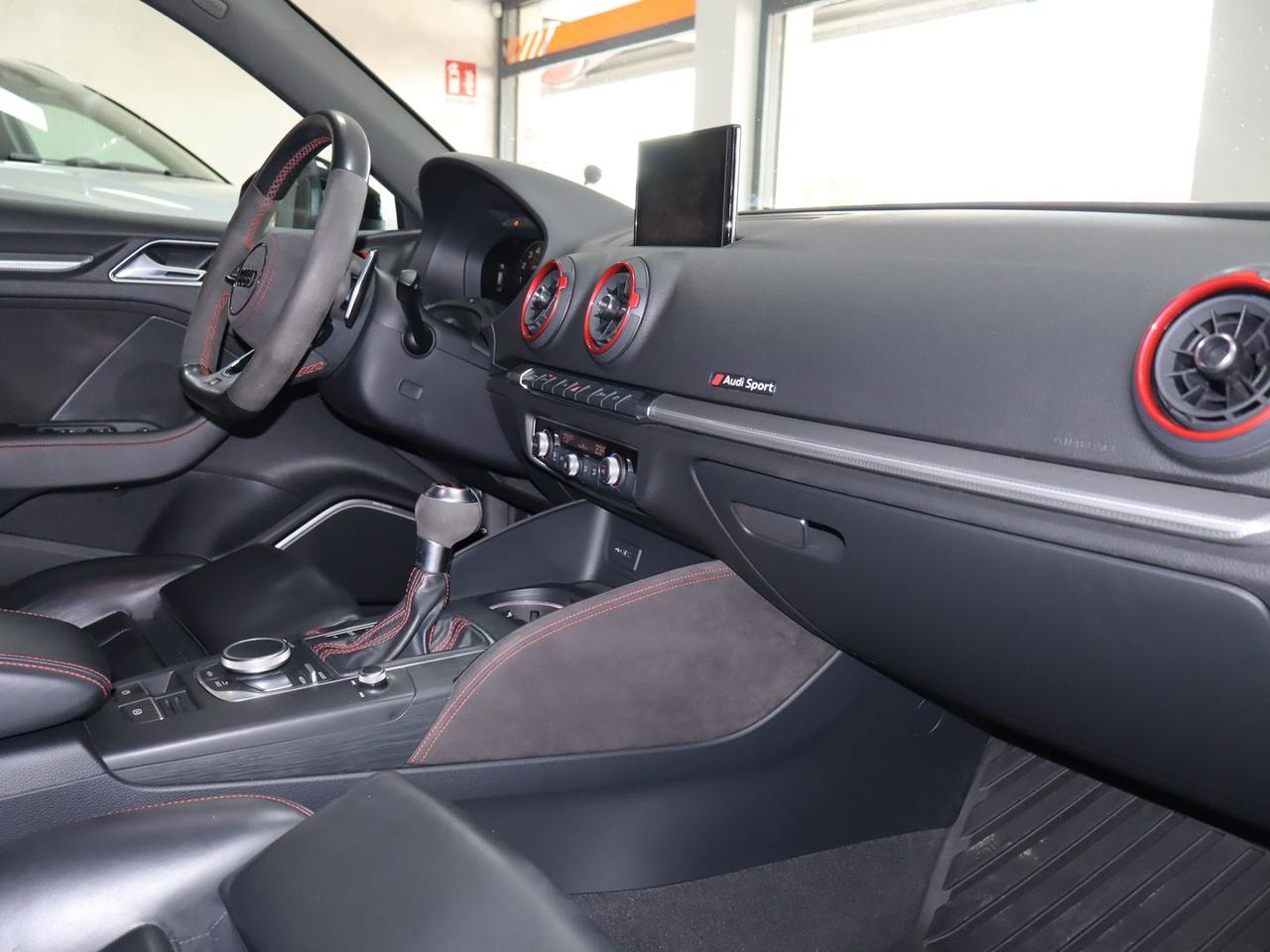 Audi RS3 S line 2.5 TFSI #50319