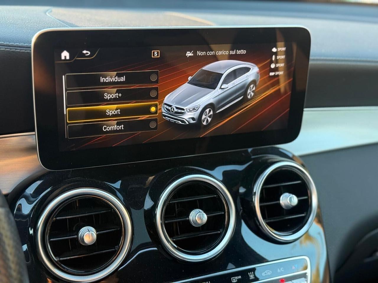 GLC Coupé 300 de 4Matic 306cv Premium AMG Tetto Pedane
