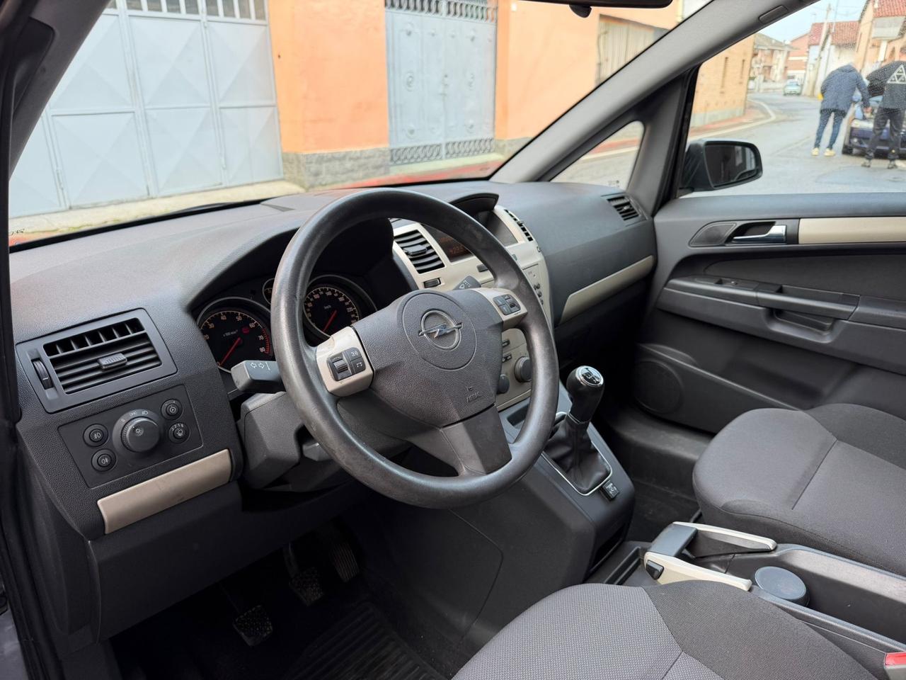 Opel Zafira 1.6 16V Cosmo GPL