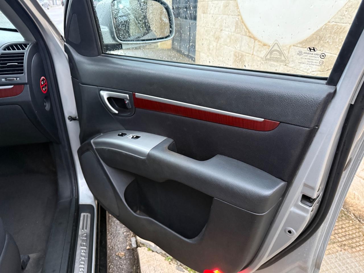 Hyundai Santa Fe 2.2 CRDi VGT Dynamic 4x2 5 p.ti