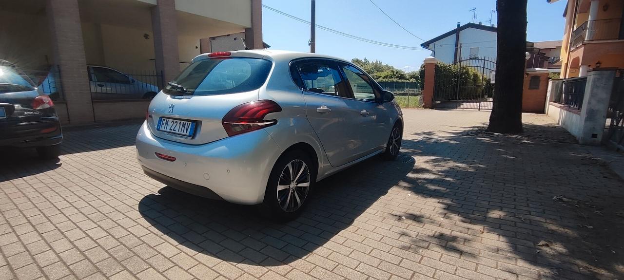 Peugeot 208 PureTech 82 5 porte Allure - KIT DISTRIBUZIONE NUOVO