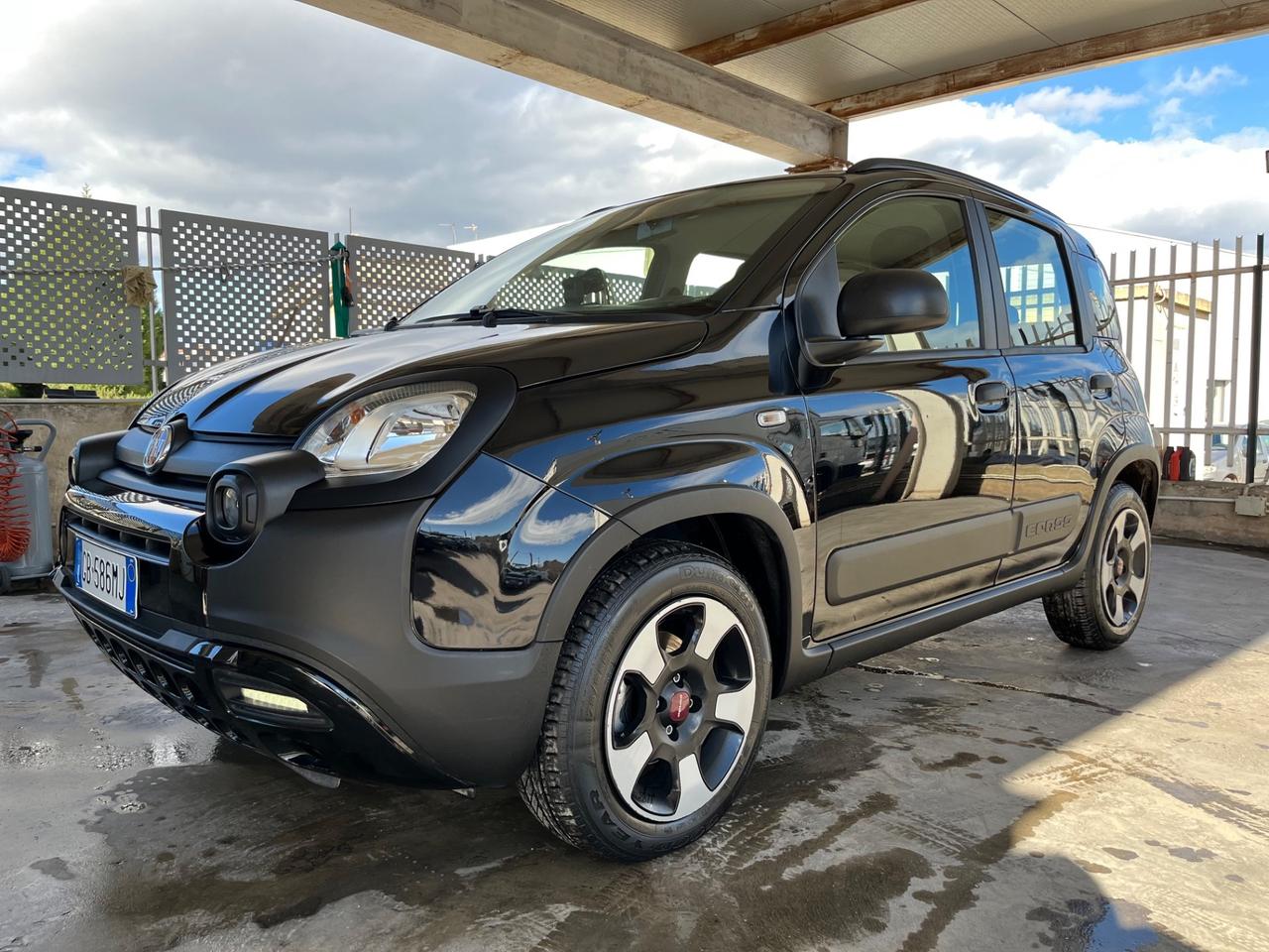 Fiat Panda 1.0 FireFly S&S Hybrid City Cross