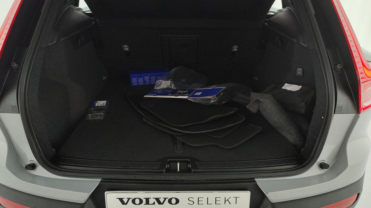 VOLVO XC40 2.0 b3 Core auto