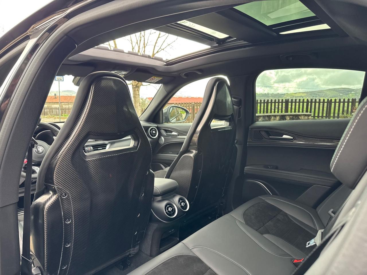 Alfa Romeo Stelvio 2.9 Bi-Turbo V6 510 CV AT8 Quadrifoglio