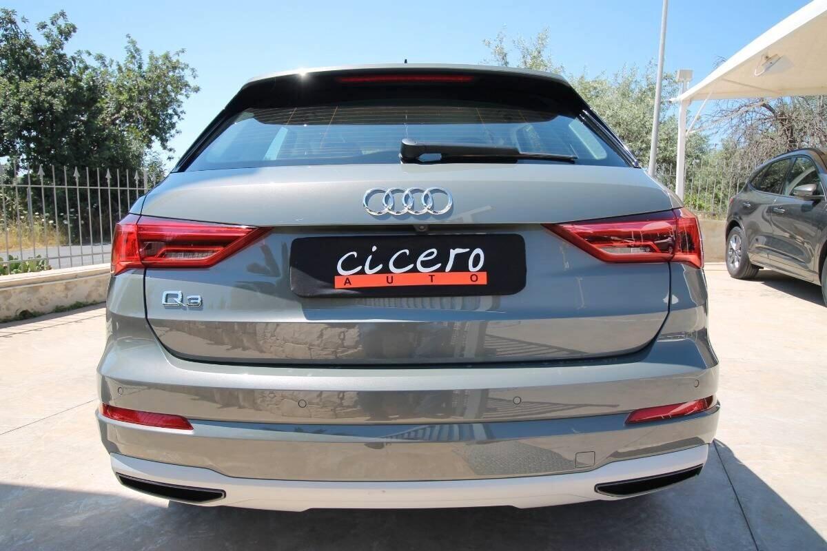 Audi Q3 35 TDI S tronic Business Advanced|2022