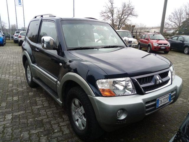 MITSUBISHI Pajero 3.2 16V DI-D 3p. GLS2 N1 4 POSTI