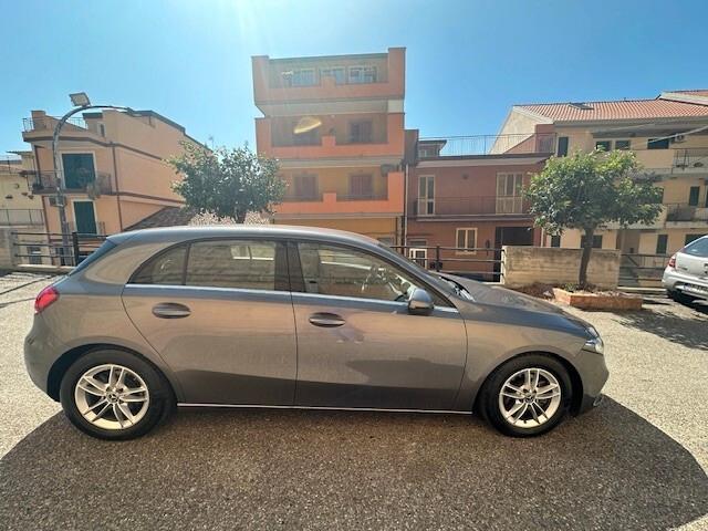 Mercedes-benz A 180 d Automatic Sport 116 cv