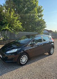 Ford fiesta 1.4 benzina. Gpl