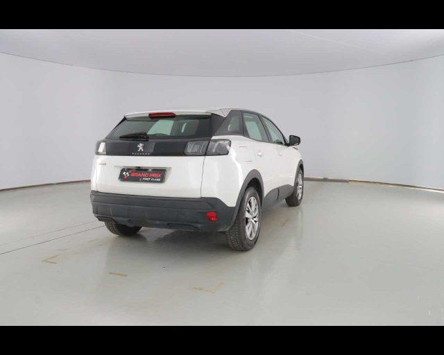 PEUGEOT 3008 BlueHDi 130 S&S EAT8 Active Business