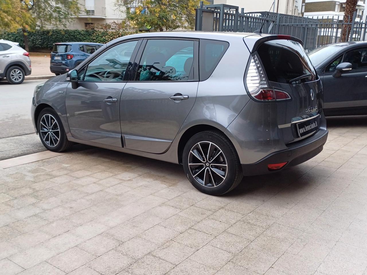 Renault Scenic Scénic XMod 1.5 dCi 110CV EDC Bose