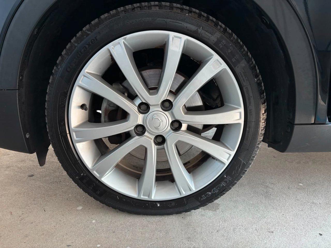 SsangYong Tivoli 1.6 EXCLUSIVE 2WD AUTO
