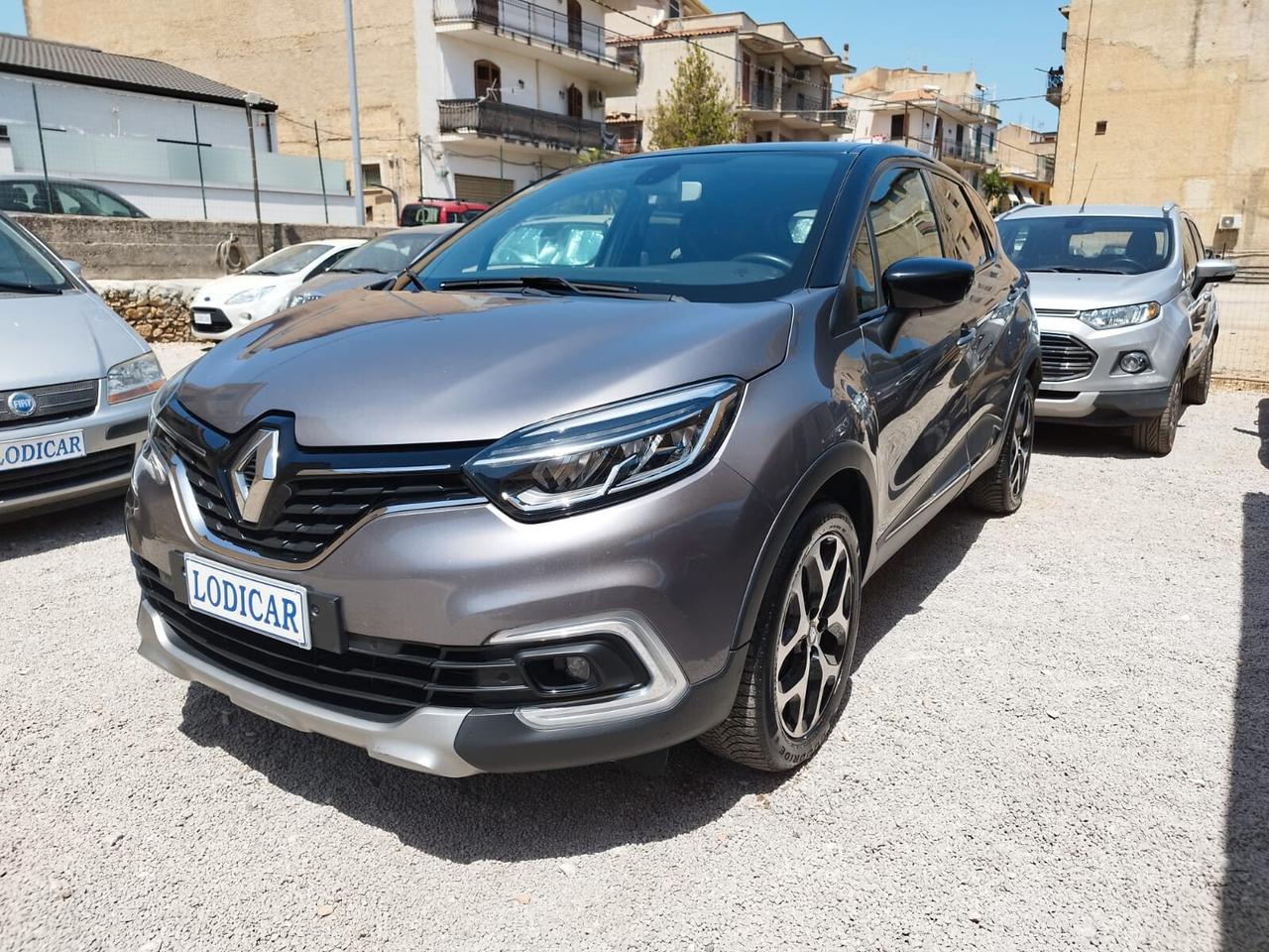 Renault Captur dCi 8V 90 CV EDC Start&Stop Energy Initiale Paris