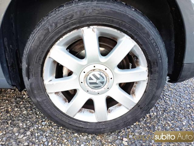 VOLKSWAGEN Touran 1.9 TDI 105CV Trendline