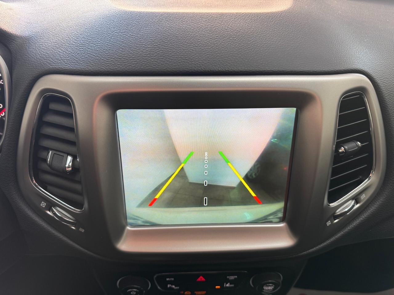 Jeep Compass Longitude / 1.6 Multijet 120cv / 2018