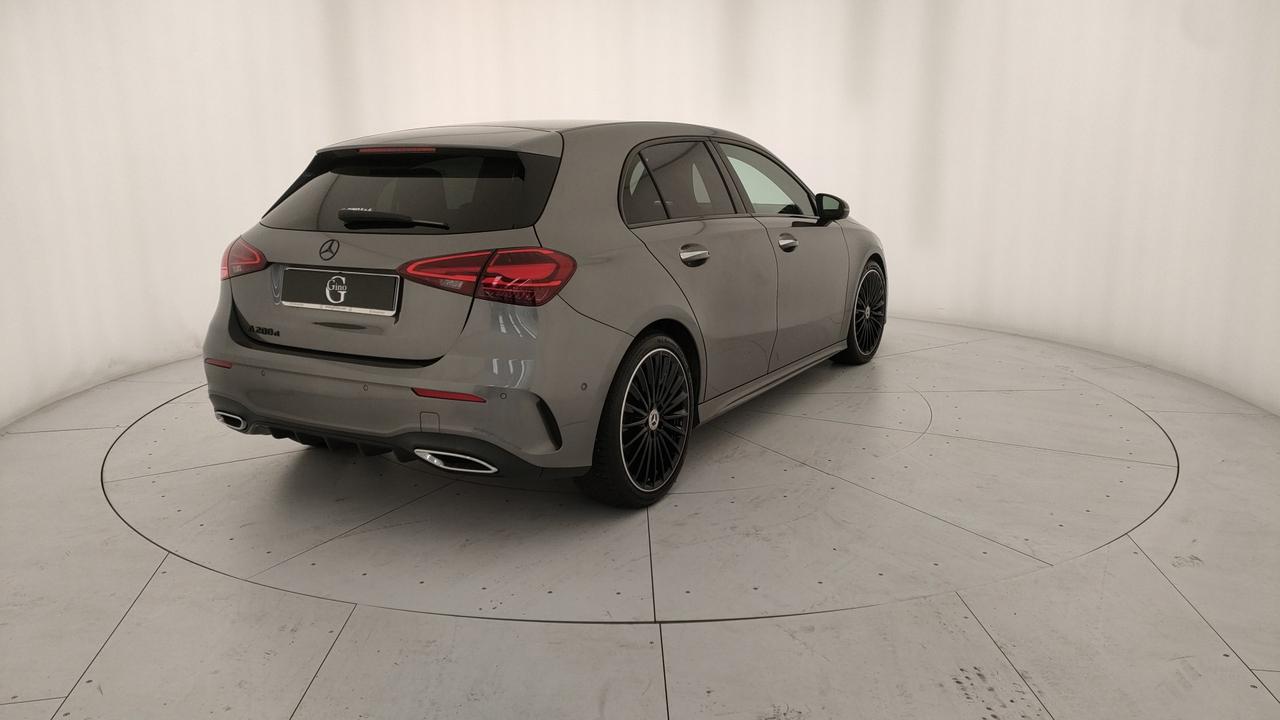 Mercedes-Benz Classe A - W177 2023 - A 200 d AMG Line Premium Plus auto