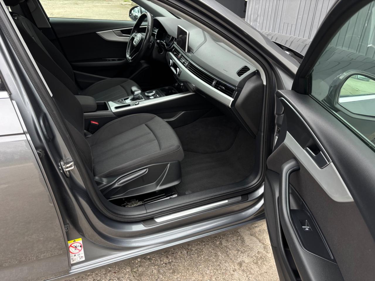 Audi A4 Avant 2.0 TDI 150 CV. Garanzia 12 mesi