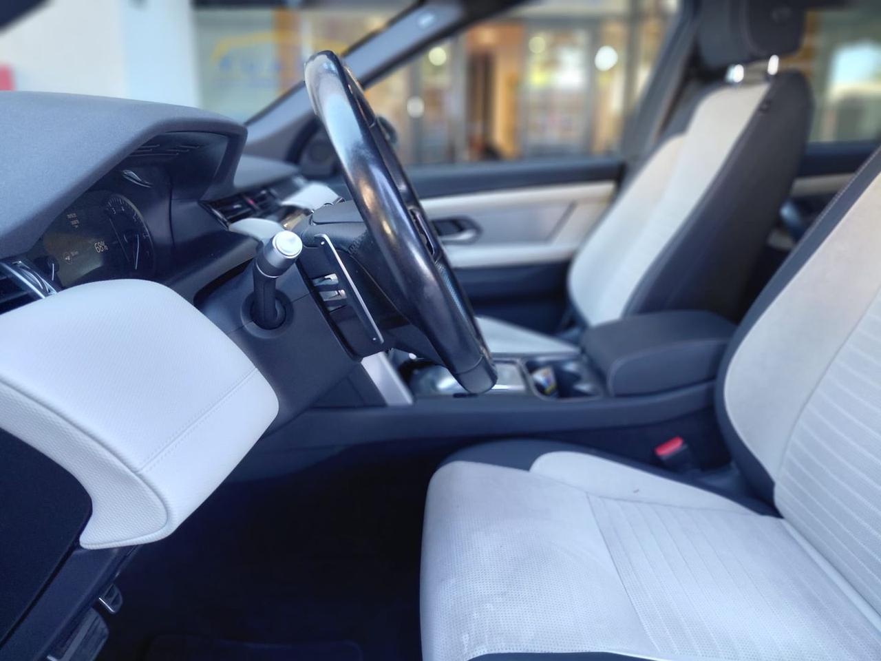 Land Rover Discovery Sport Dynamic Se 2.0 P #6853