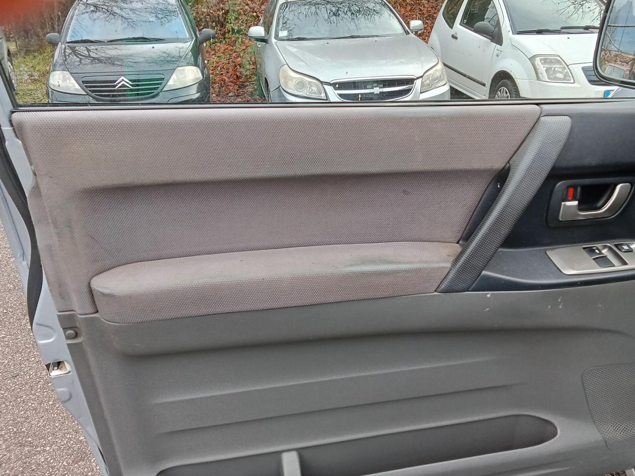 Mitsubishi Pajero 2.5 TDI 3p. Instyle