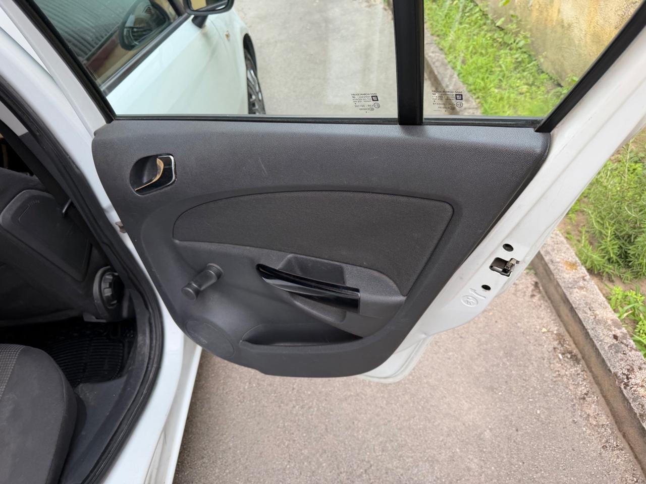 Opel Corsa 1.2 80CV 5 porte GPL-TECH Club