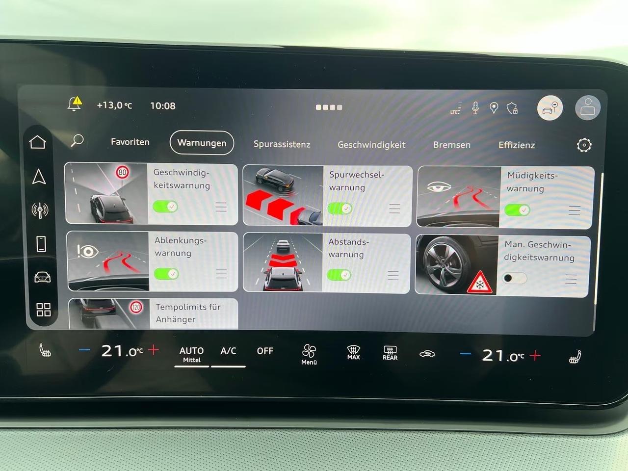 Audi Q3 35 TDI quattro S tronic line Head Up Display Led Pelle Tetto Apribile Navy Camera 360• Matrix