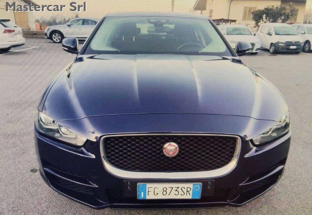 JAGUAR XE XE 2.0d Pure Business edition 180cv tg: FG873SR