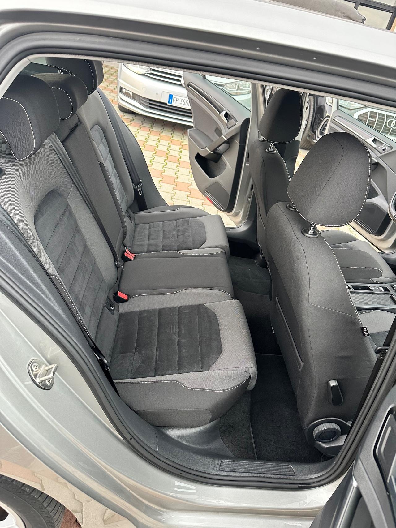 Volkswagen Golf 1.6 TDI 110 CV 5p. Executive BlueMotion Technology