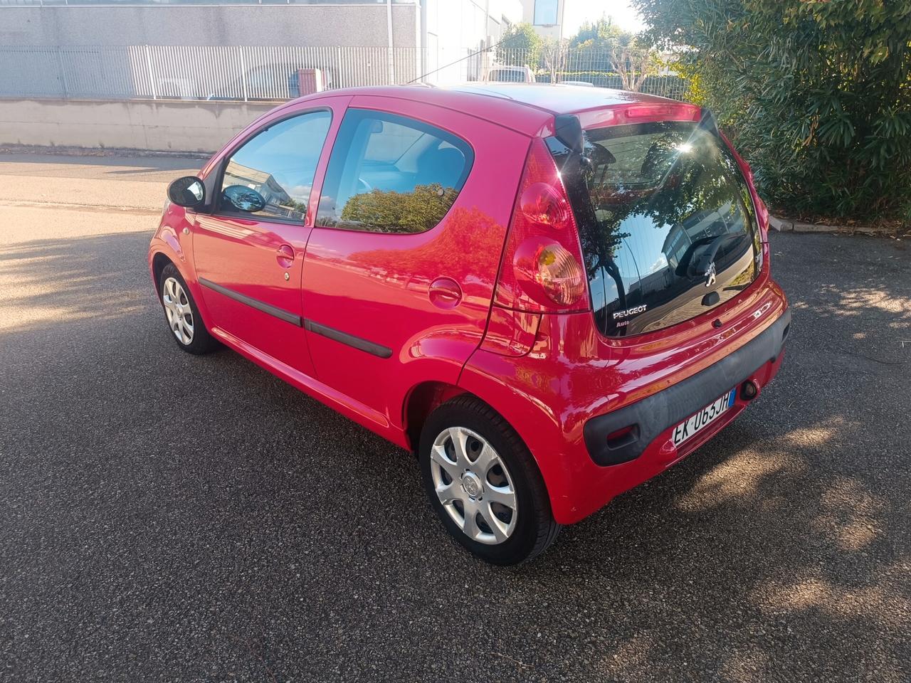 Peugeot 107 1.0 5 porte del 2011 SOLO 63.000 KM