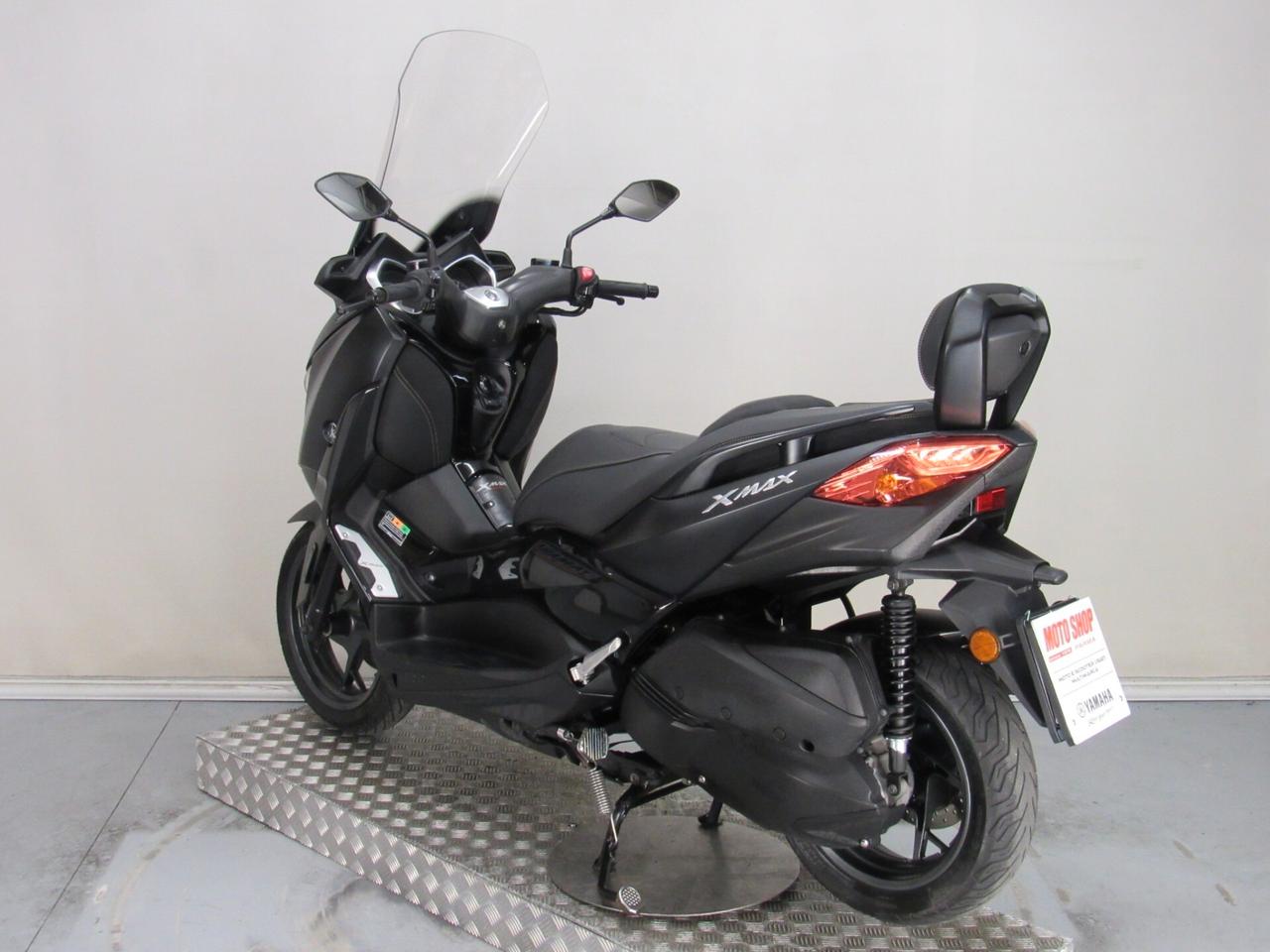 Yamaha X-Max 300 ABS IRONMAX