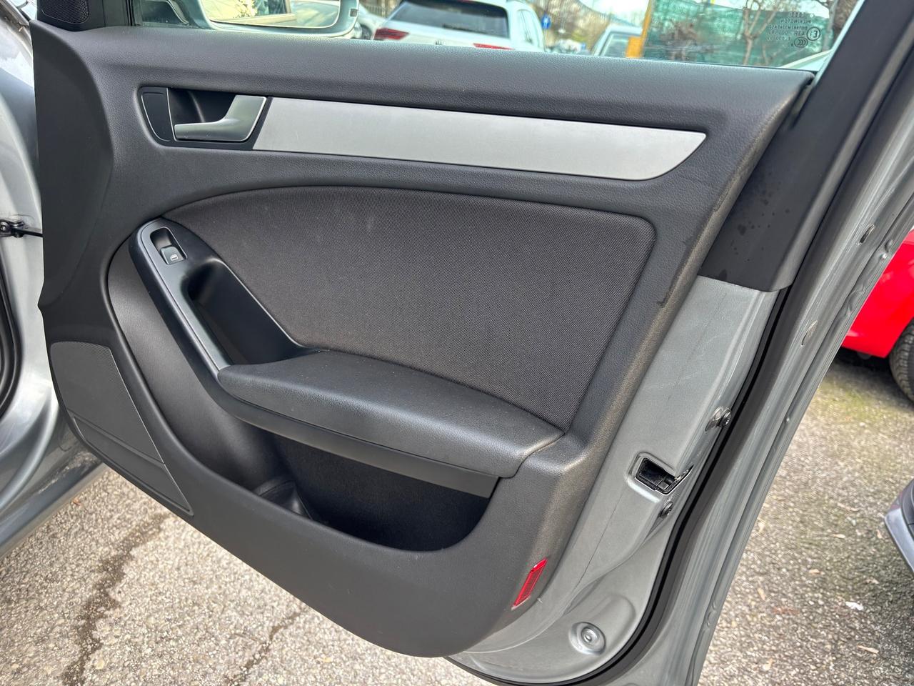 Audi A4 Avant 2.0 TDI 143cv automatica