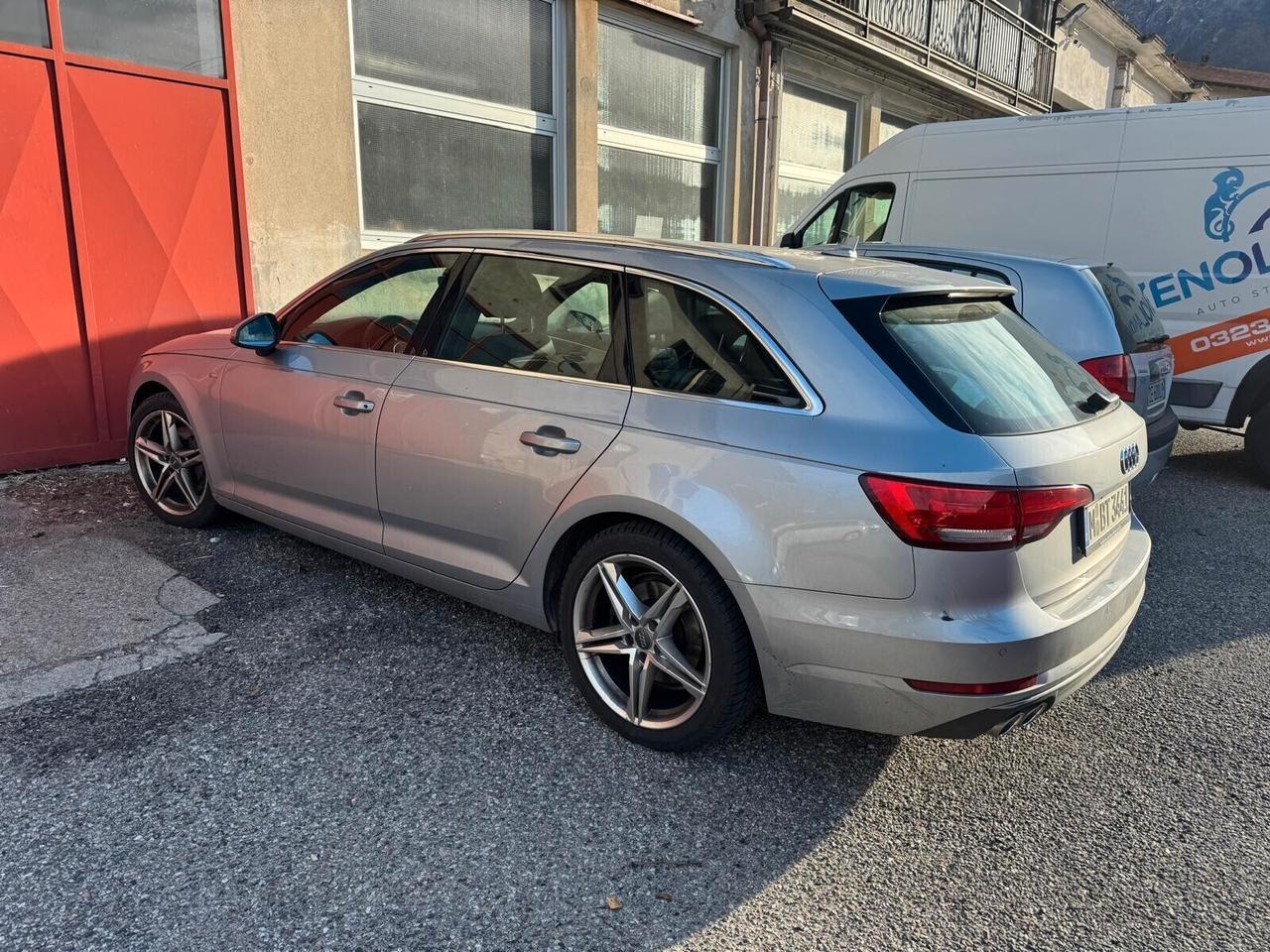 Audi A4 Avant 3.0 TDI quattro S tronic Business Sport S-LINE LINE