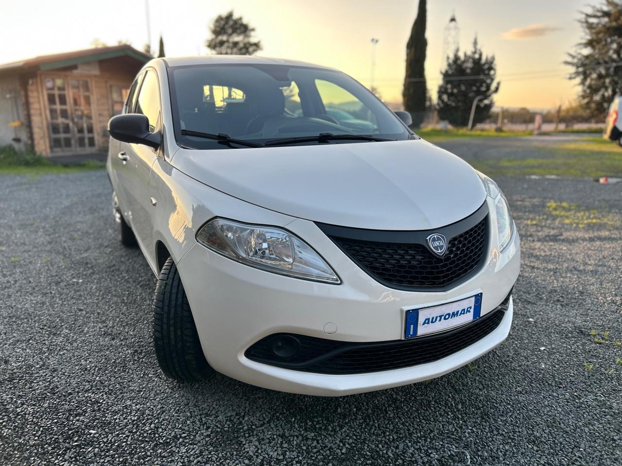 Lancia Ypsilon 1.0 Hybrid*NEOPATENTATI*UNIPRO*