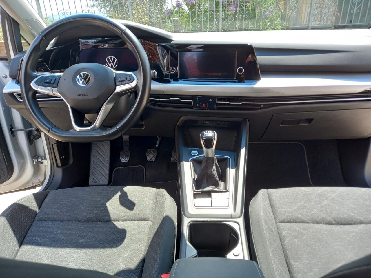 Volkswagen Golf 8 2.0 TDI 2021