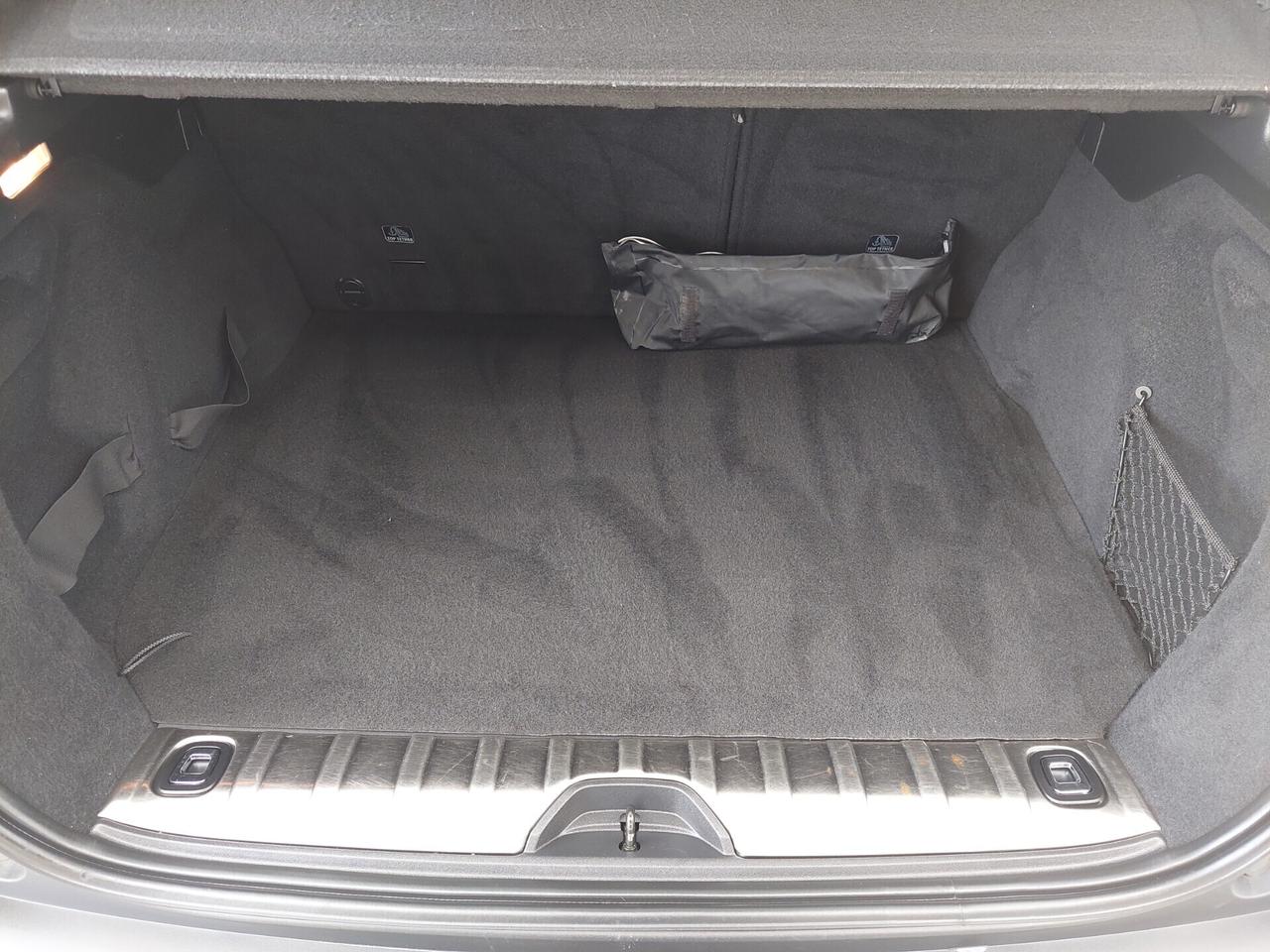 Peugeot 2008 BlueHDi 100cv Allure