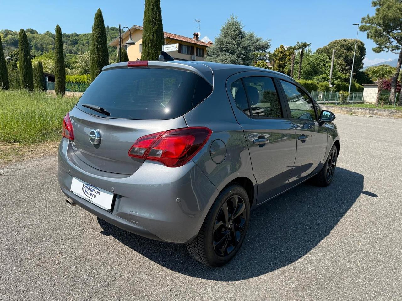Opel Corsa 1.4 90CV GPL Tech 5 porte n-Joy