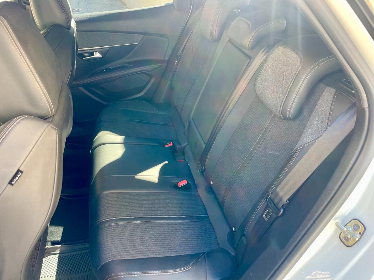 Peugeot 3008 130cv GT Line