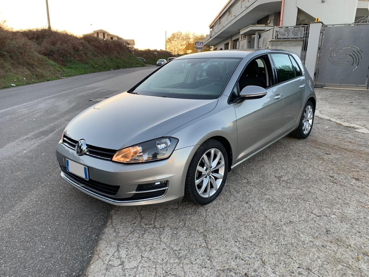 Volkswagen Golf 1.6 TDI 105 cv 5p. Highline BlueMotion Technology