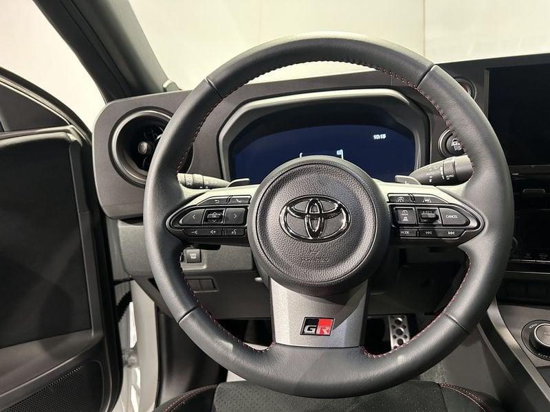 Toyota Yaris GR Yaris 1.6 Circuit dat-8