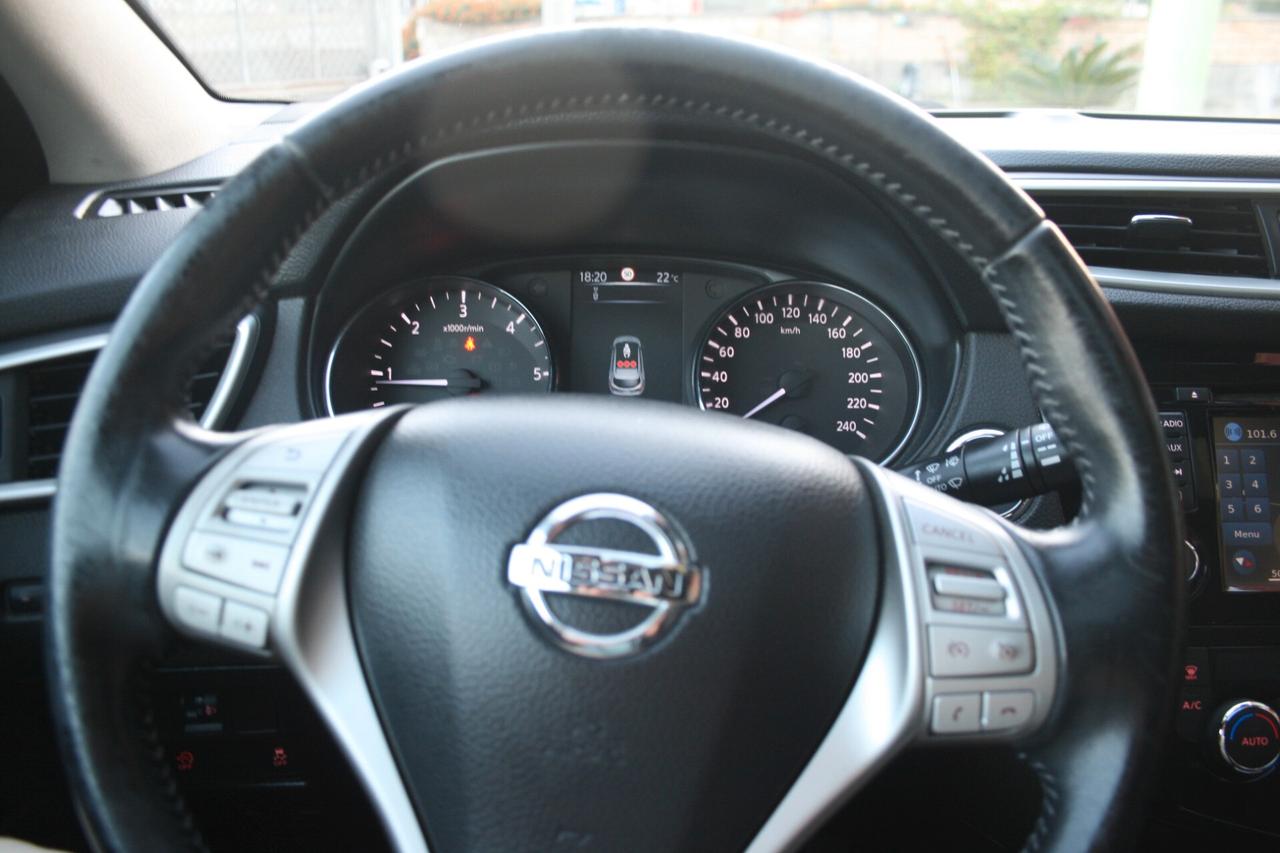 Nissan Qashqai 1.5 dCi Tekna Tetto-panor.Navi Telec