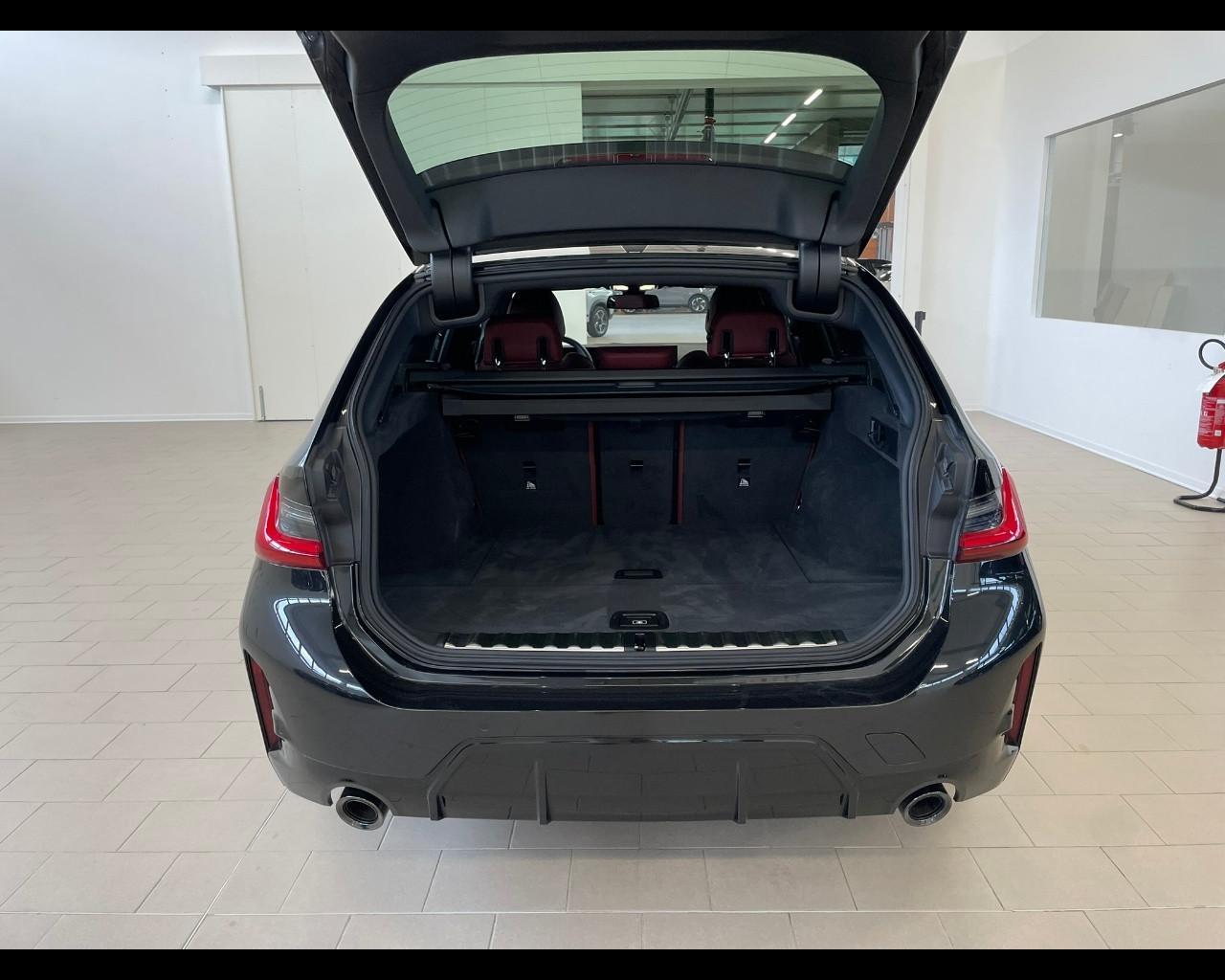 BMW 320d xDrive Touring