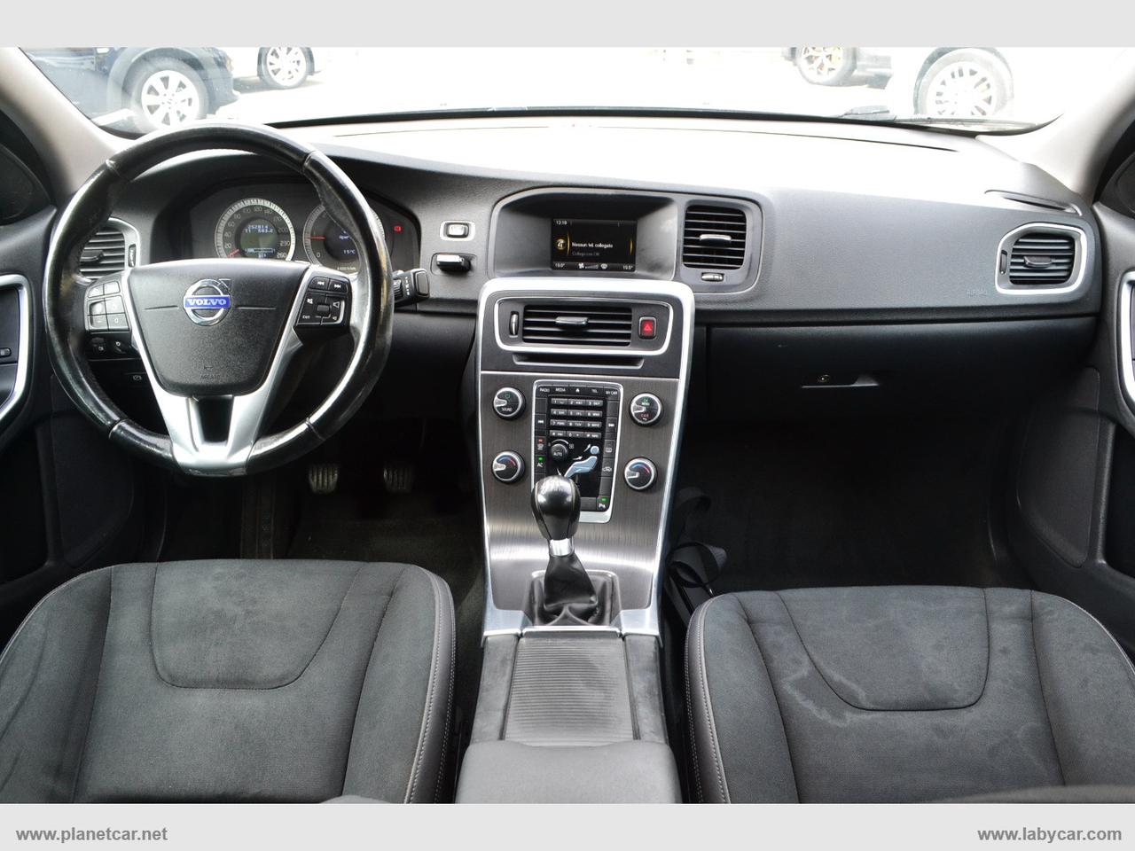 VOLVO S60 D3 Momentum