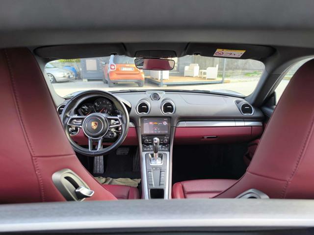 PORSCHE 718 Spyder 2.0