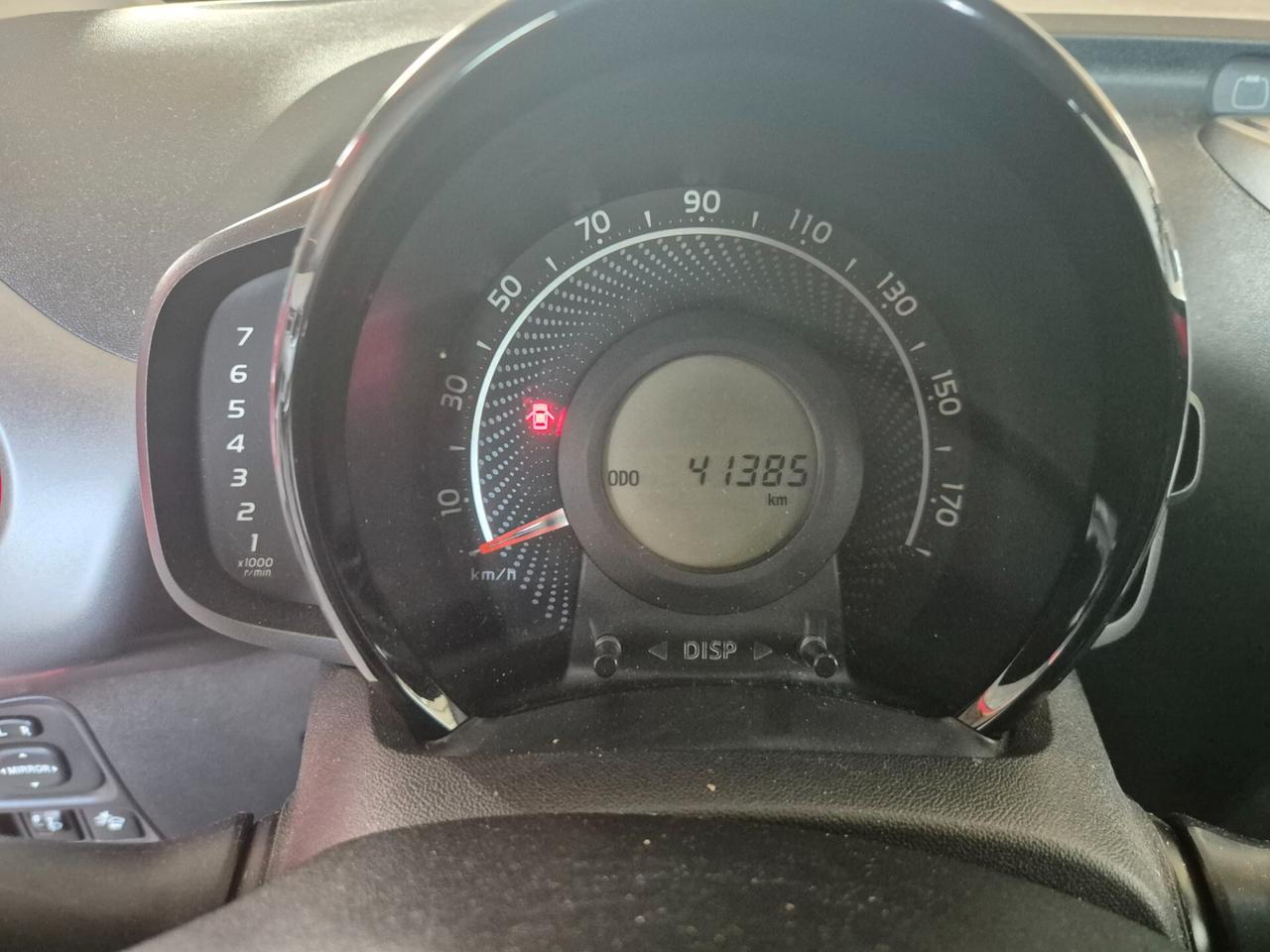 Toyota Aygo Connect 1.0 VVT-i 72 CV 5 porte x-play