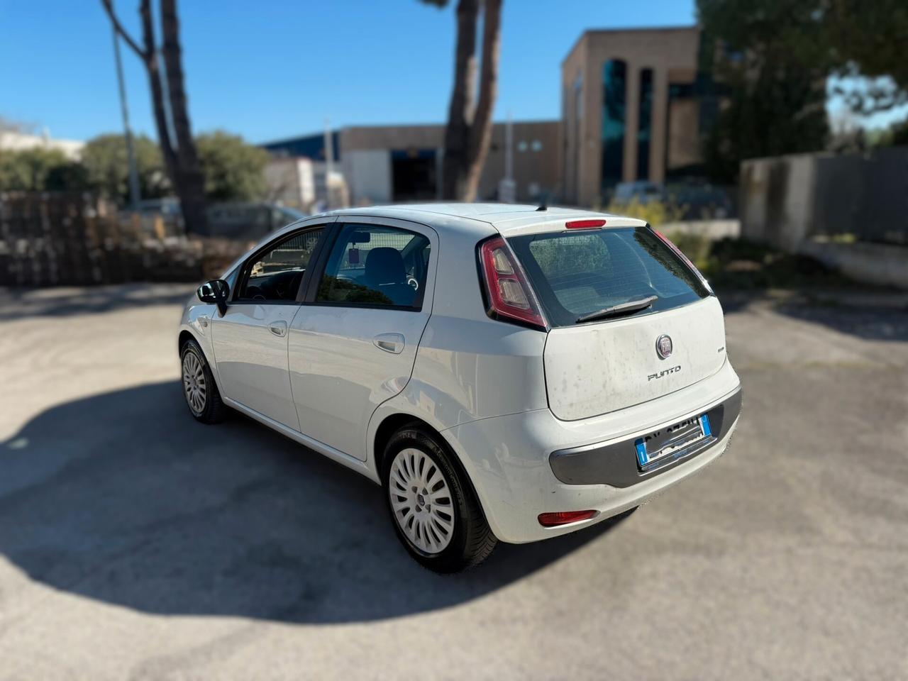 FIAT PUNTO EVO 1.3 DIESEL 2010 12 MESI DI GARANZIA